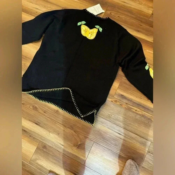 New and Beautiful Quacker Factory (Brand) Lemon Sold by QVC - Picture 3 of 11